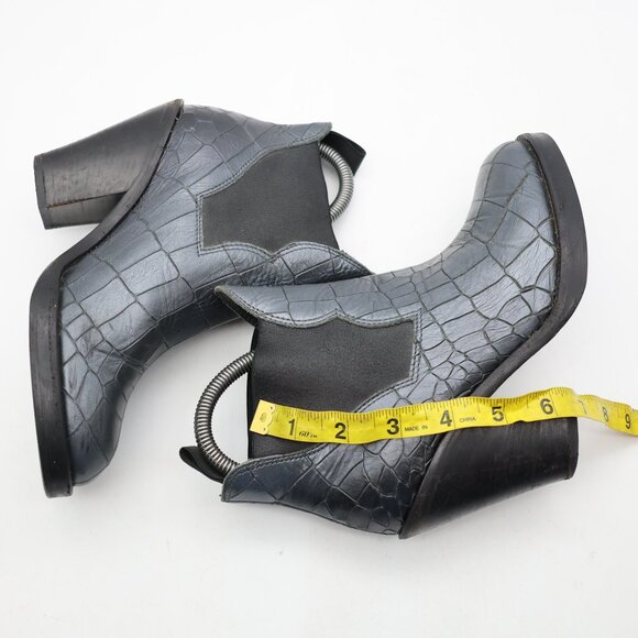 Acne Studios Star Chelsea Bootie Women's EU 36 Metallic Gray Leather Ankle Boots - Picture 7 of 11